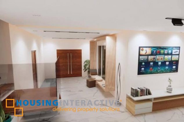 2-storey modern house for sale/lease in dasmarinas village