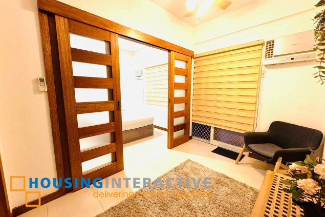 large 1br unit convertible to 2br with 1 parking and balcony for sale in acacia estates