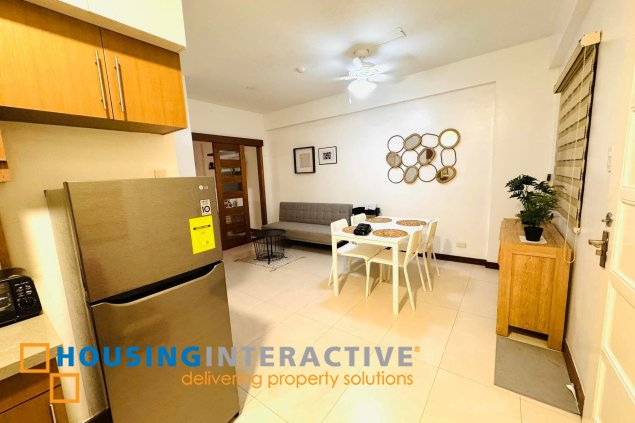 large 1br unit convertible to 2br with 1 parking and balcony for sale in acacia estates