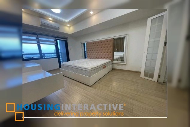 semi-furnished 3br unit with balconies and parking for rent in icon plaza