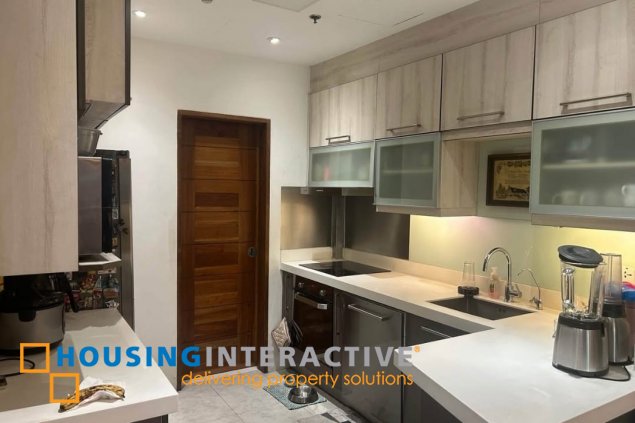 fully furnished 3br unit with parking for lease in crescent park residences