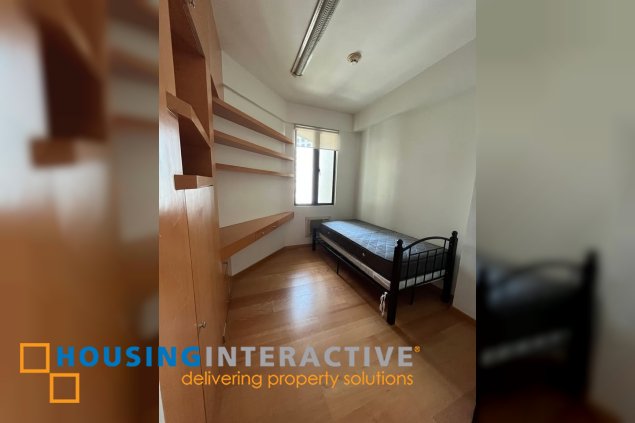 fully furnished 2br unit with parking for sale in bonifacio ridge