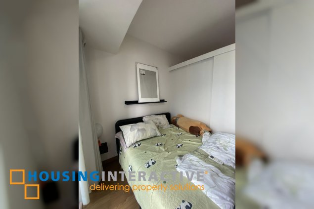 fully furnished 1br unit with balcony for lease in the rise