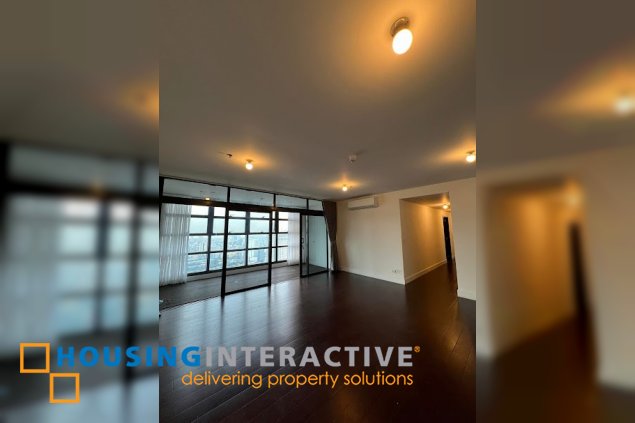 semi-furnished 3br unit with 2 parkings for sale in garden towers