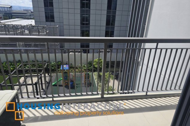 semi-furnished 1br unit with balcony and parking for lease in park triangle residences