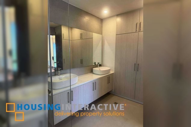 modern house for sale in greenwoods executive village, pasig