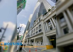 furnished 3br unit with parking for lease in uptown parksuites