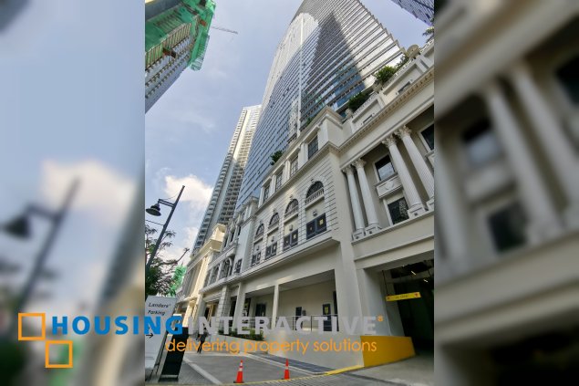 furnished 3br unit with parking for lease in uptown parksuites