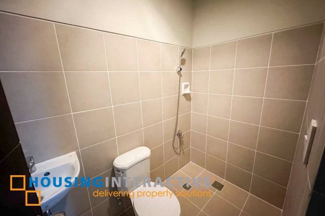 fully furnished 2br unit with rent/sale in uptown parksuites