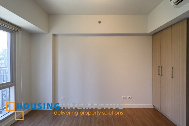 semi-furnished 3br unit with balconya and parking for sale in two maridien
