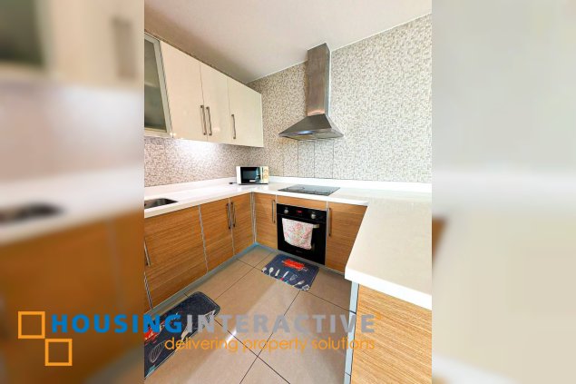 fully furnished 2br unit with parking for lease in park terraces