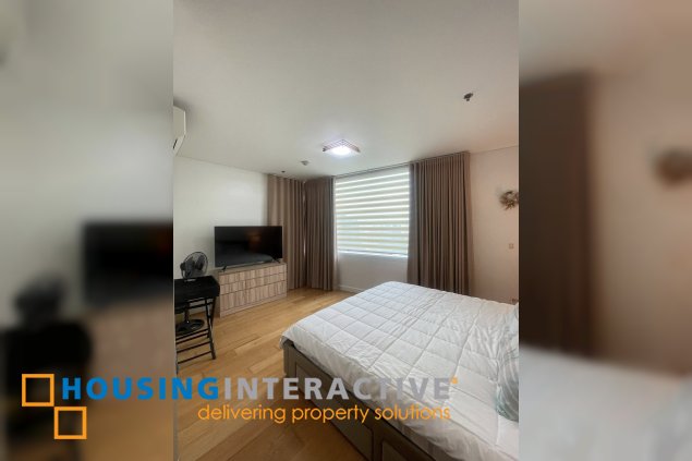 fully furnished 2br unit with parking for lease in park terraces