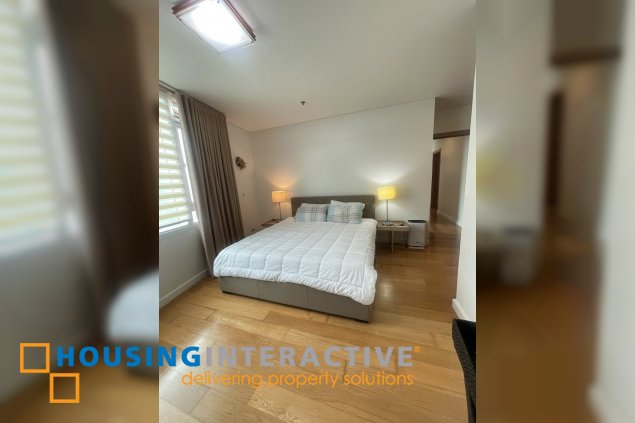 fully furnished 2br unit with parking for lease in park terraces