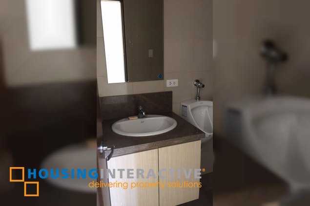 3-storey duplex house for lease in san lorenzo village, makati