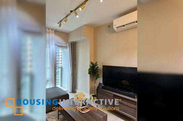 fully furnished 2br unit with parking for lease in proscenium residences