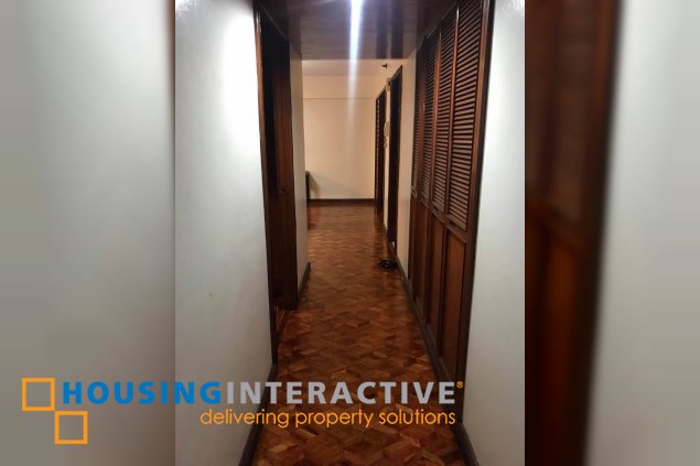 fully furnished 2br unit with balcony and parking for lease/sale in tropical palms