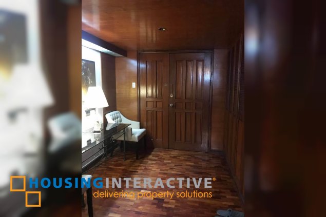 fully furnished 2br unit with balcony and parking for lease/sale in tropical palms