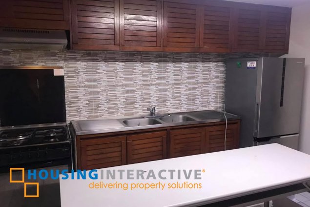 fully furnished 2br unit with balcony and parking for lease/sale in tropical palms