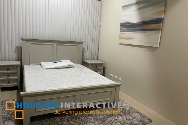 for rent 2br corner unit - uptown ritz residence