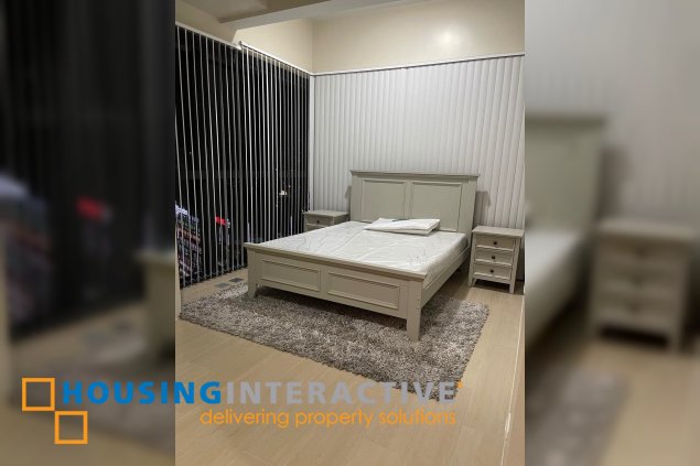 for rent 2br corner unit - uptown ritz residence