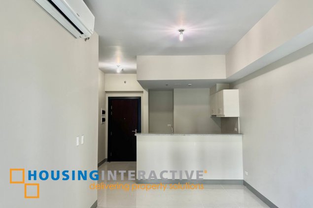bare 2br unit for slae in uptown parksuites