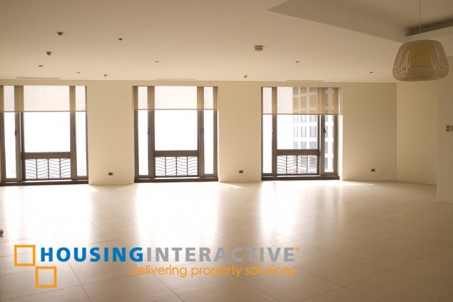 furnished 3br unit with parking for sale in essensa tower