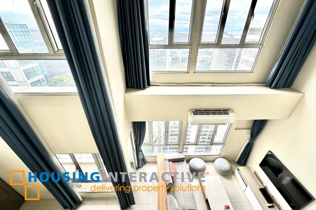 4br penthouse unit with parking for sale in the montane