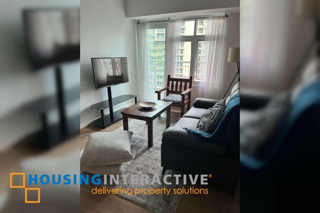 furnished 1br unit with balcony and parking for lease in two serendra