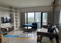 fully furnished 1br unit with parking for lease in arya residences