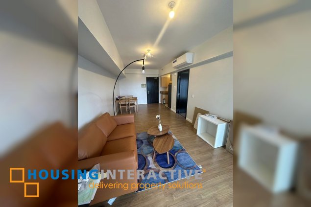 fully furnished 1br unit for lease in park triangle residences