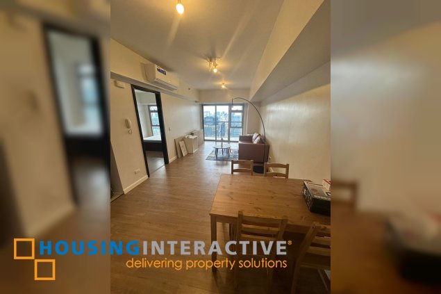 fully furnished 1br unit for lease in park triangle residences