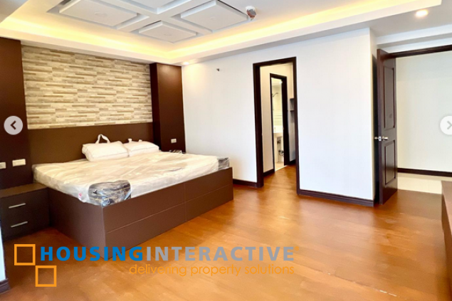 for sale & for lease: newly renovated 3 bedroom unit in soma