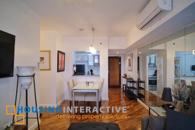 for lease: 2 bedroom unit in joya lofts and towers, rockwell center