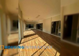 2-storey 4br house for lease in dasmarinas village