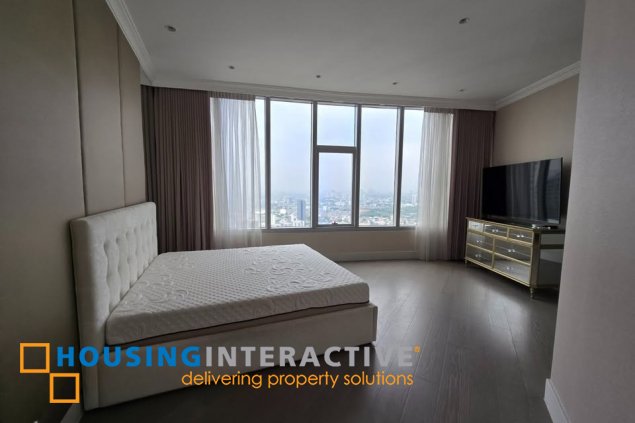 fully furnished 3br unit with parking for lease in proscenium at rockwell