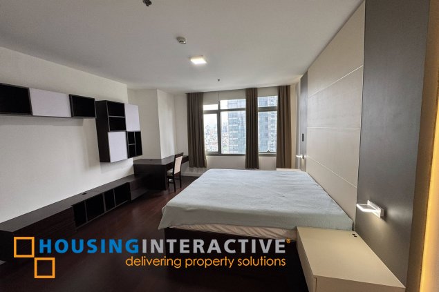 fully furnished 2br unit with balcony and parking for lease in the suites
