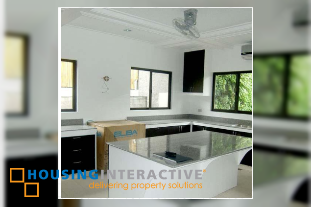 4br plus den house for lease in dasmarinas village, makati