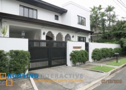 2-storey house for sale in dasmarinas village