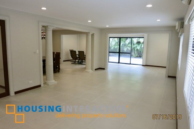 2-storey house for sale in dasmarinas village
