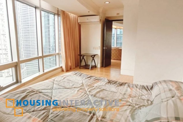 fully furnished 3br unit with balcony and parking for lease in one mckinley place