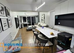 furnished 3br unit with parking for lease in two maridien