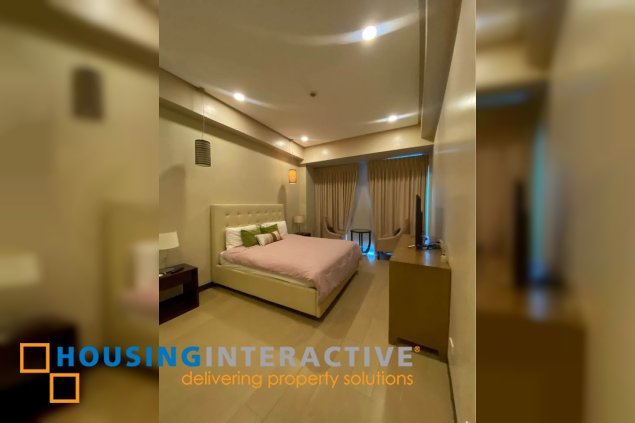 fully furnished 3br unit with parking for lease in 8 forbestown road