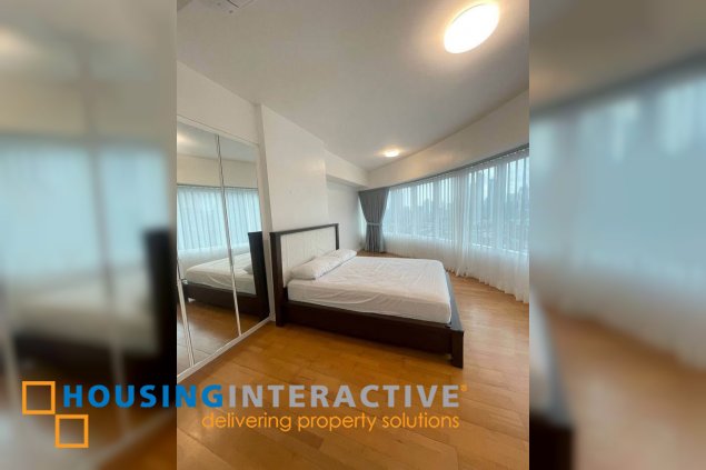 furnished 3br unit with 2 parkings for lease in one rockwell west