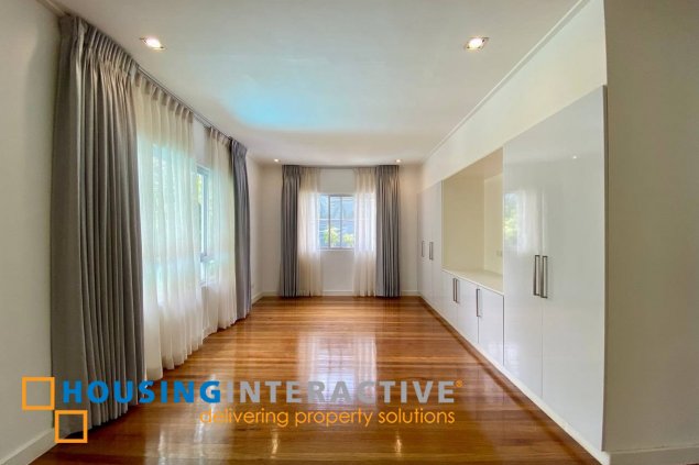 8-storey 5br house for lease in dasmarinas village