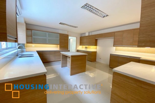 8-storey 5br house for lease in dasmarinas village