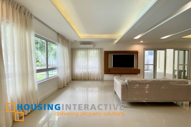 8-storey 5br house for lease in dasmarinas village
