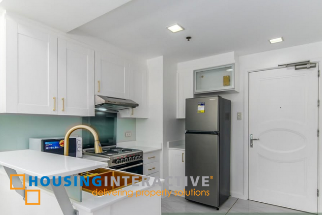 fully furnished 2br unit with parking for lease in one rockwell