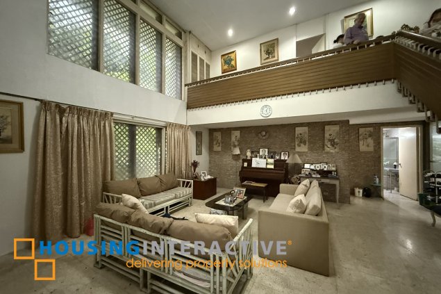 house for rent in greenhills west