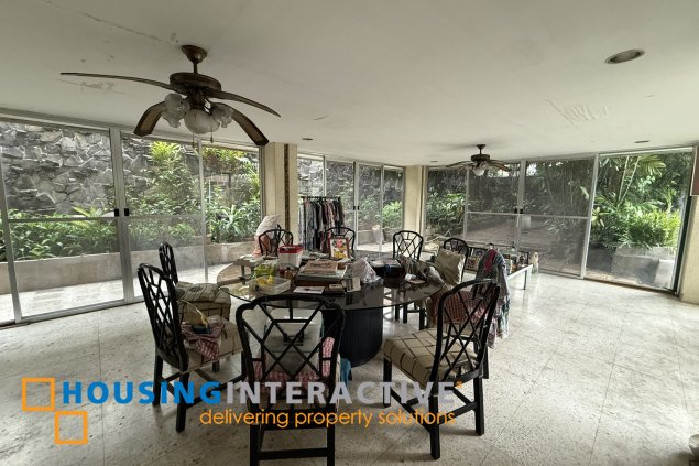 house for rent in greenhills west