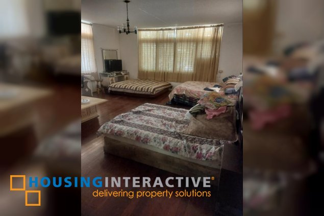 house for rent in greenhills west